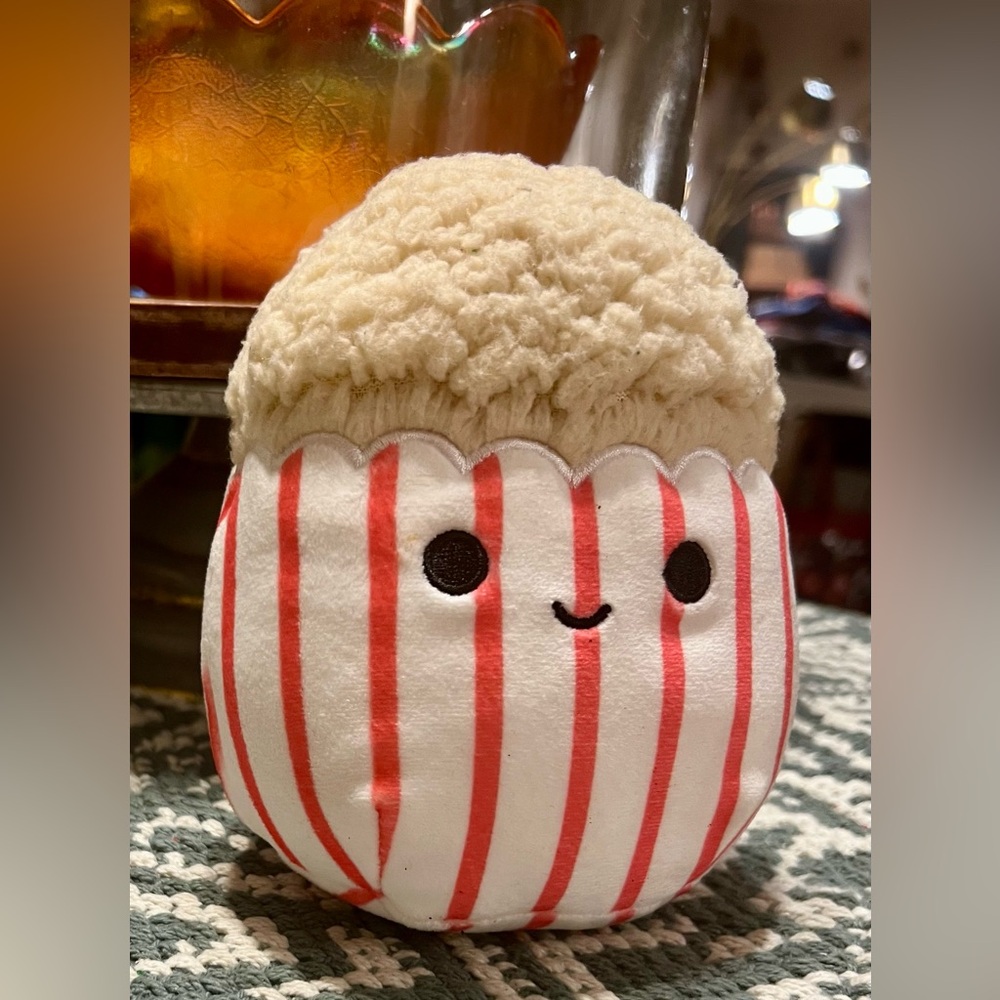 Squishmallows Holiday Popcorn Pillow - Red and White - Picture 4 of 14
